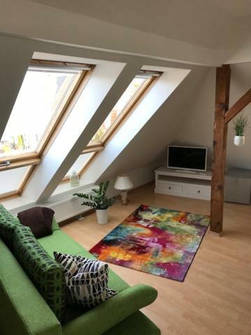 Liebevoll Eingerichtete Ferienwohnung Im Dg Zwenkau Exterior foto
